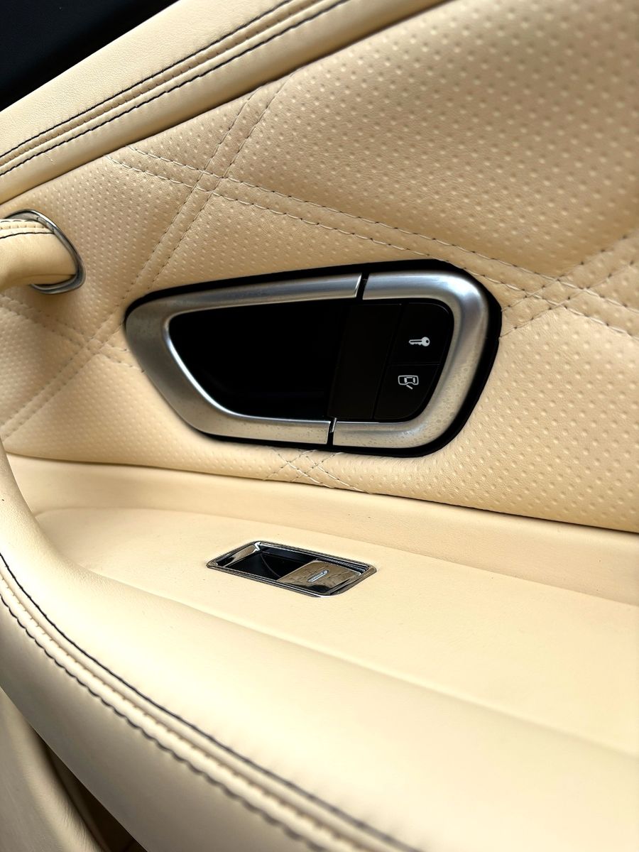 Fahrzeugabbildung Bentley Continental GT SPEED
