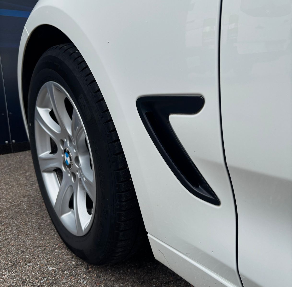 Fahrzeugabbildung BMW 318 Baureihe 3 Gran Turismo 318 d
