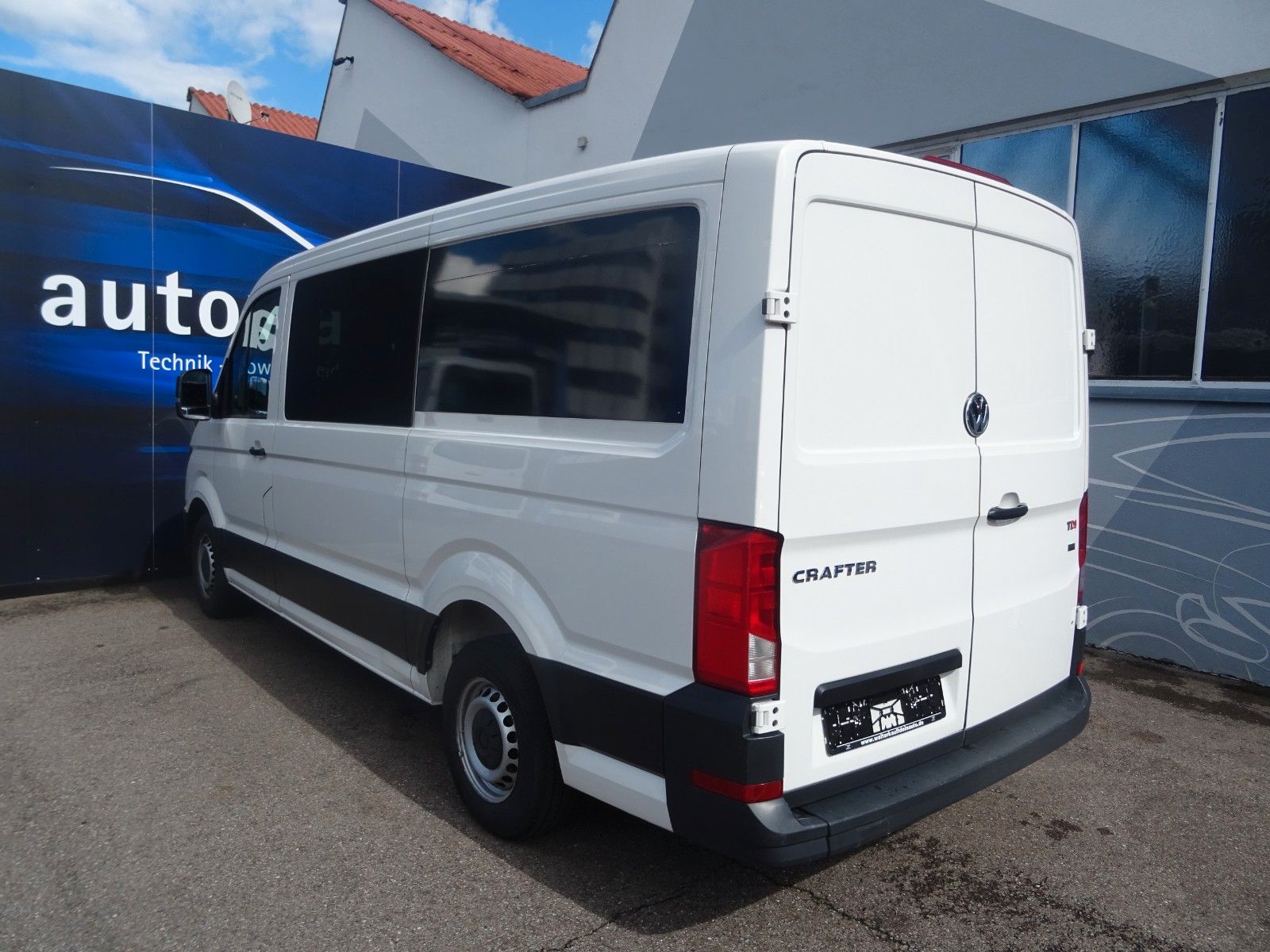 Fahrzeugabbildung Volkswagen Crafter Kasten Kasten 35 mittellang FWD