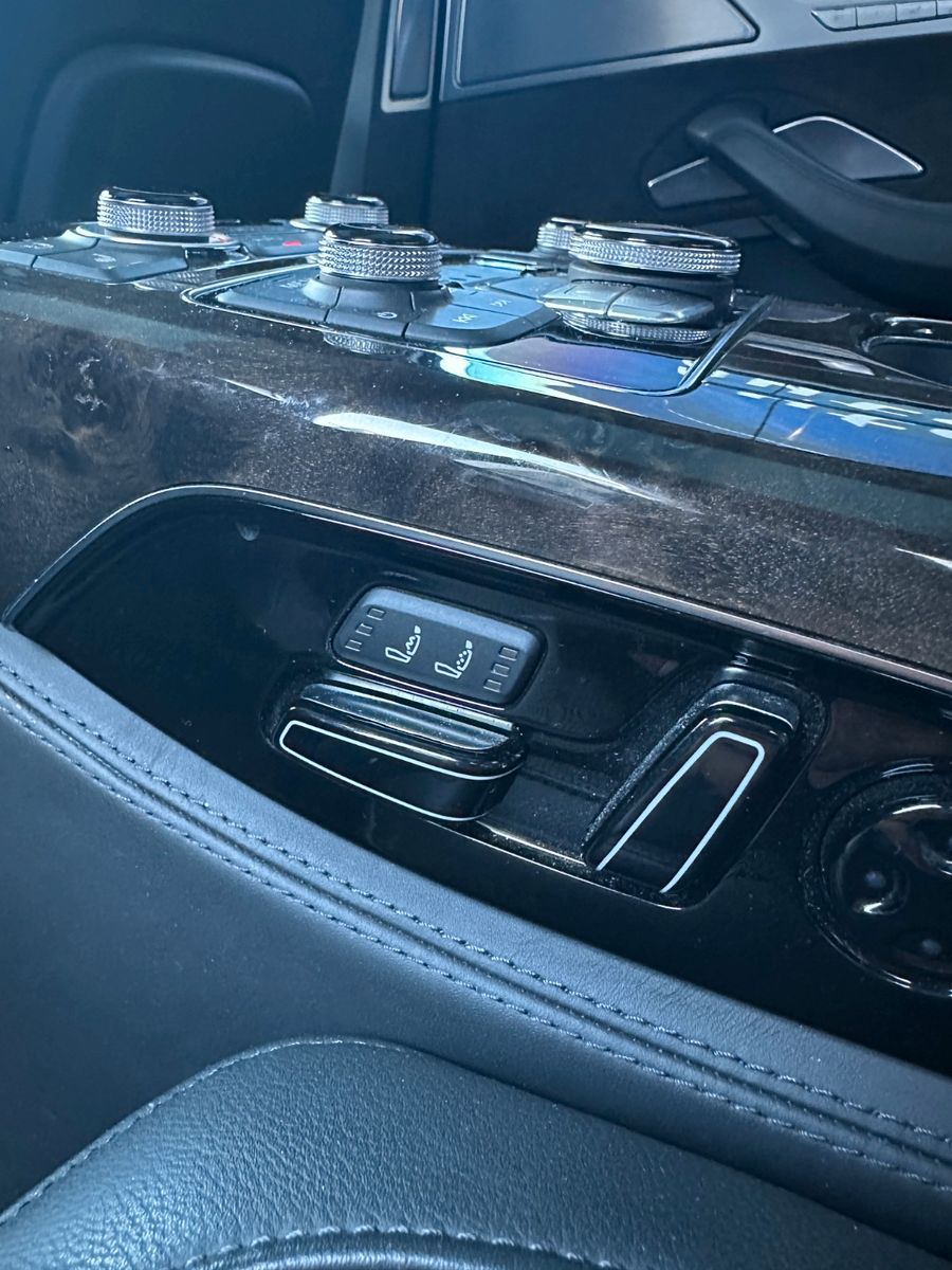 Fahrzeugabbildung Audi A8 3.0 TDI Lang - Fondsitzpaket - NP 142.000€