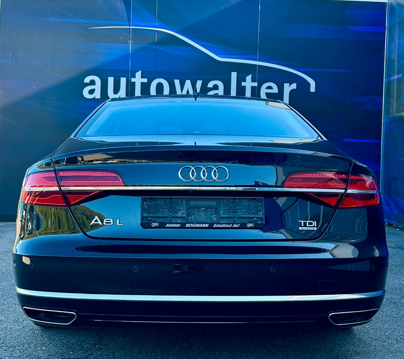 Fahrzeugabbildung Audi A8 3.0 TDI Lang - Fondsitzpaket - NP 142.000€