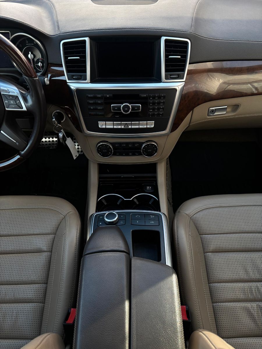 Fahrzeugabbildung Mercedes-Benz ML 63 AMG