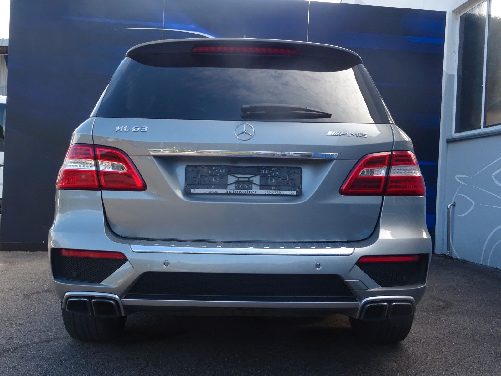 Fahrzeugabbildung Mercedes-Benz ML 63 AMG ML -Klasse ML 63 AMG