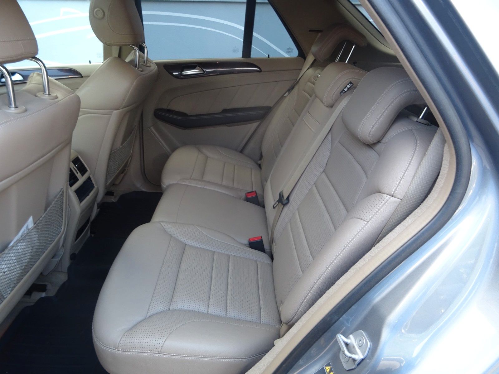 Fahrzeugabbildung Mercedes-Benz ML 63 AMG ML -Klasse ML 63 AMG
