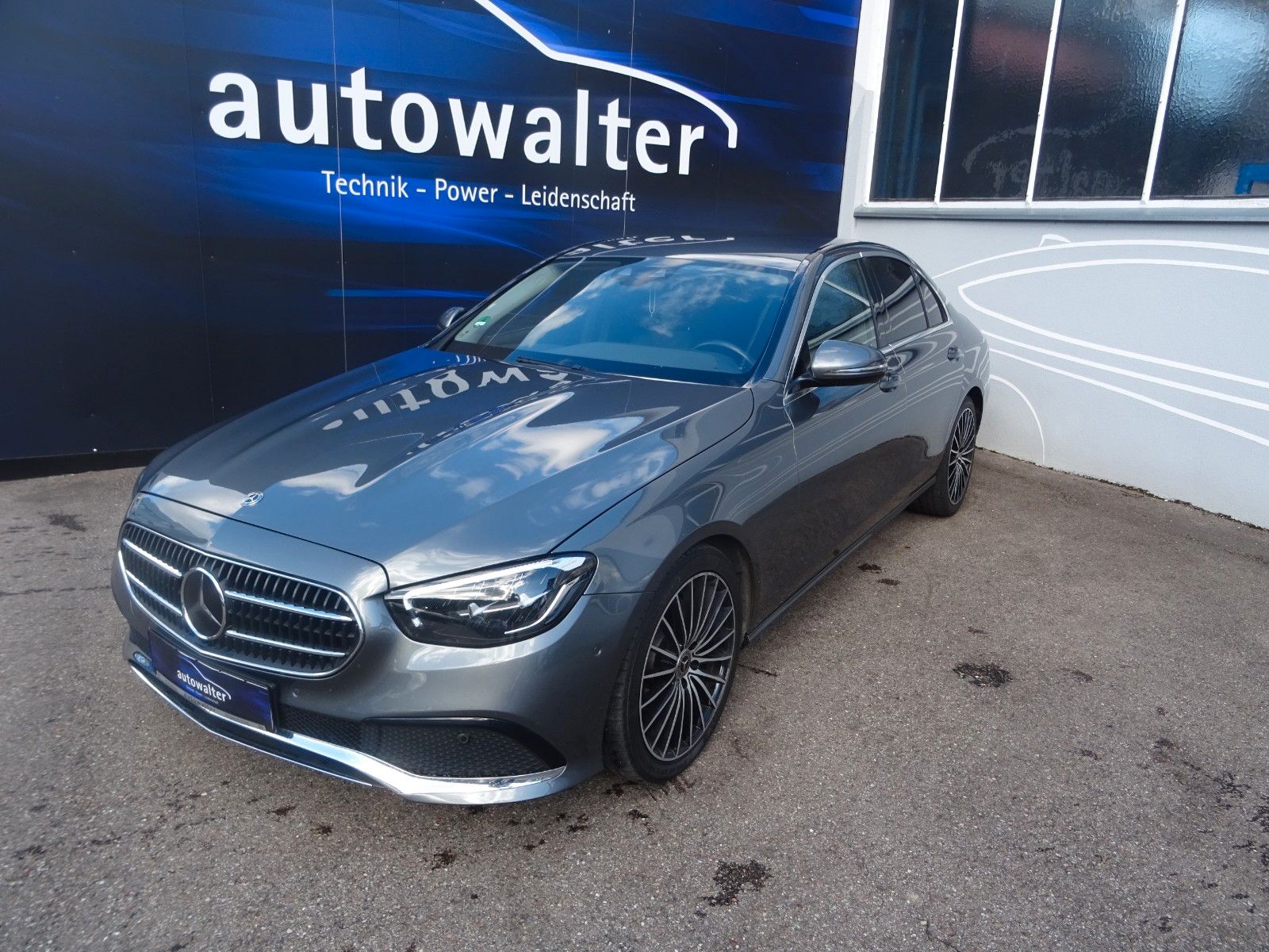 Mercedes-Benz E 220 E -Klasse Lim. E 220 d