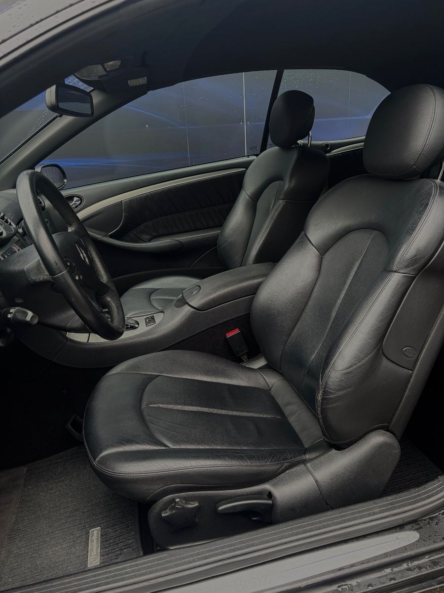 Fahrzeugabbildung Mercedes-Benz CLK 200  Cabrio  Avantgarde Kompressor