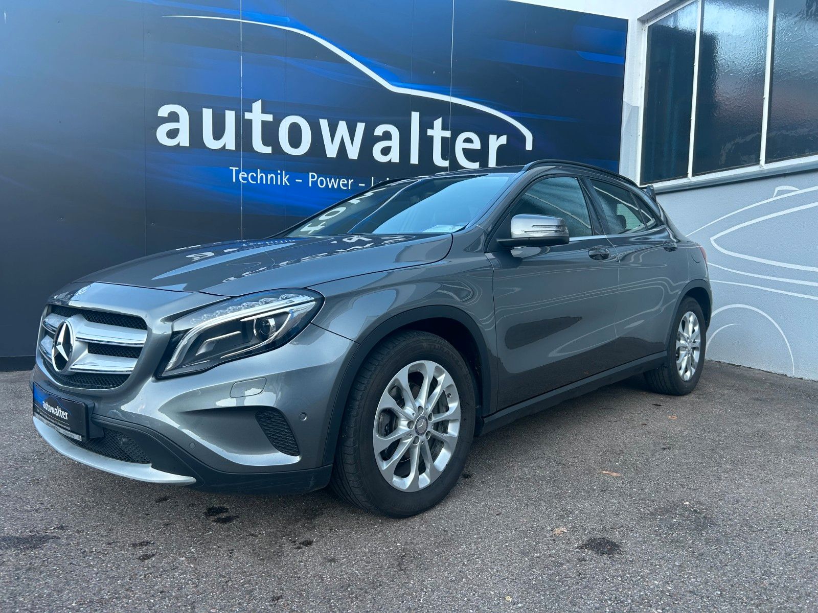 Fahrzeugabbildung Mercedes-Benz GLA 200 GLA  Style,AHK abnehmbar