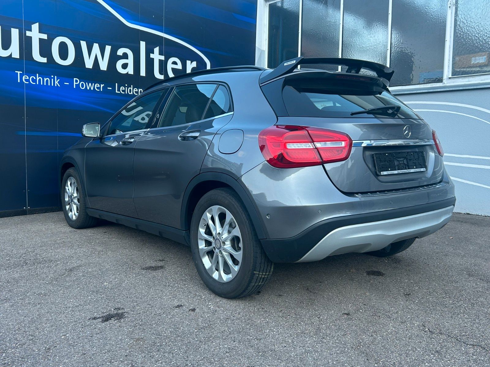 Fahrzeugabbildung Mercedes-Benz GLA 200 GLA  Style,AHK abnehmbar