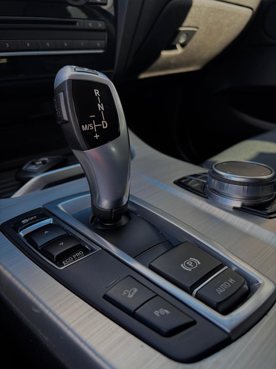 Fahrzeugabbildung BMW X3 Baureihe X3 xDrive 20 d xLine