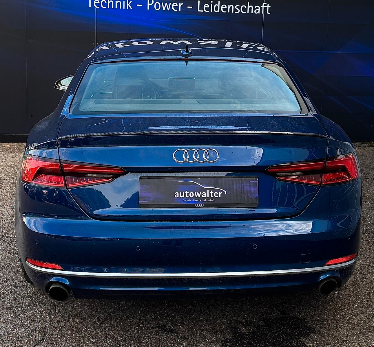 Fahrzeugabbildung Audi A5 Coupe sport  S - Line