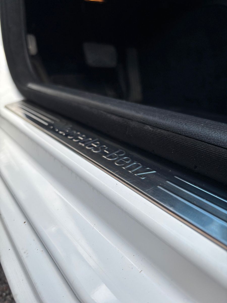 Fahrzeugabbildung Mercedes-Benz C 300 Lim. CDI BlueEfficien 4Matic Standheizung