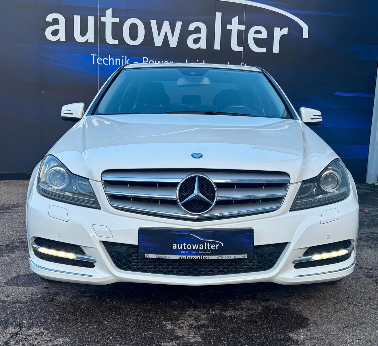 Fahrzeugabbildung Mercedes-Benz C 300 Lim. CDI BlueEfficien 4Matic Standheizung