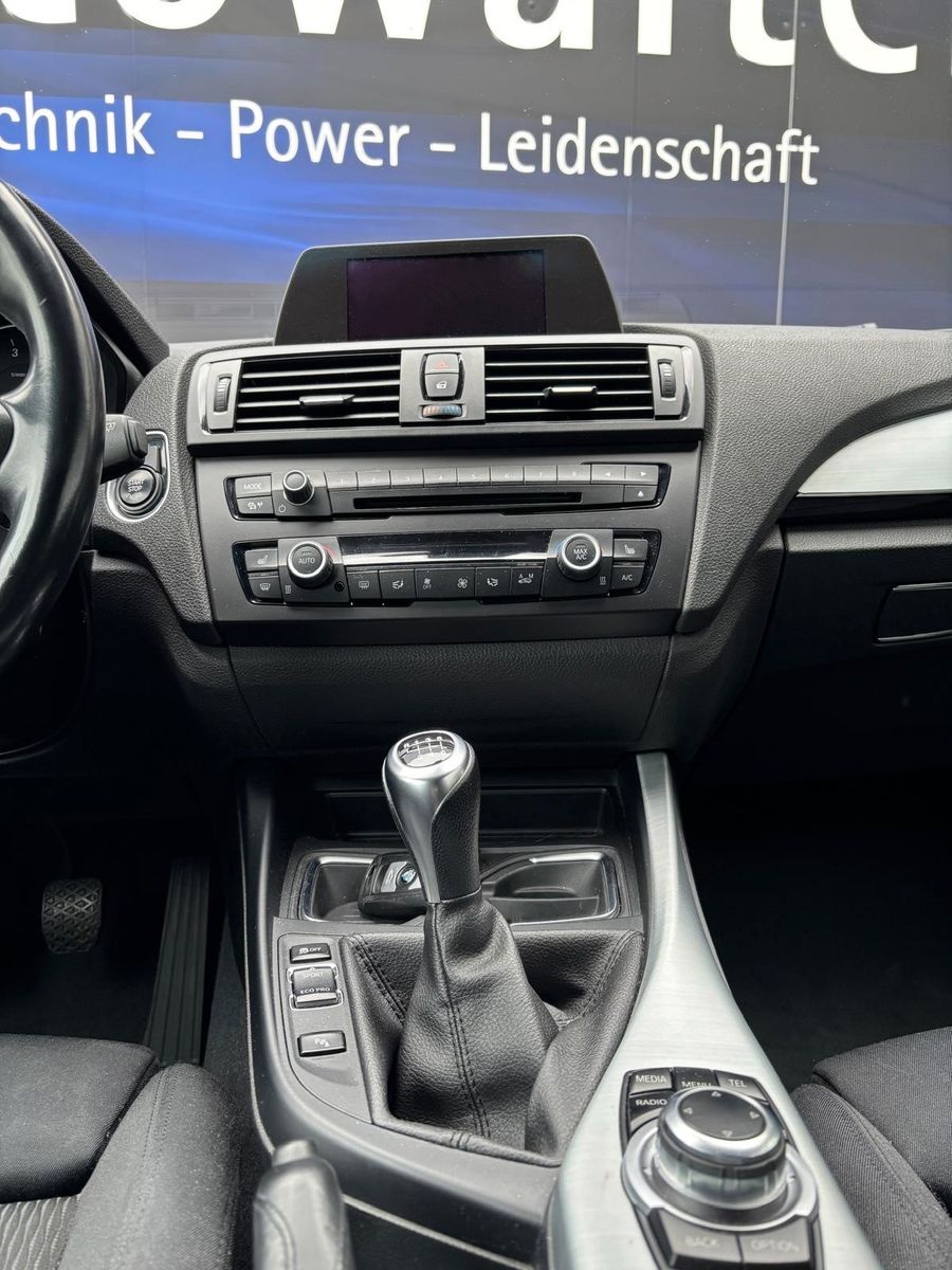 Fahrzeugabbildung BMW 116 Baureihe 1 Lim. 3-trg. 116 i