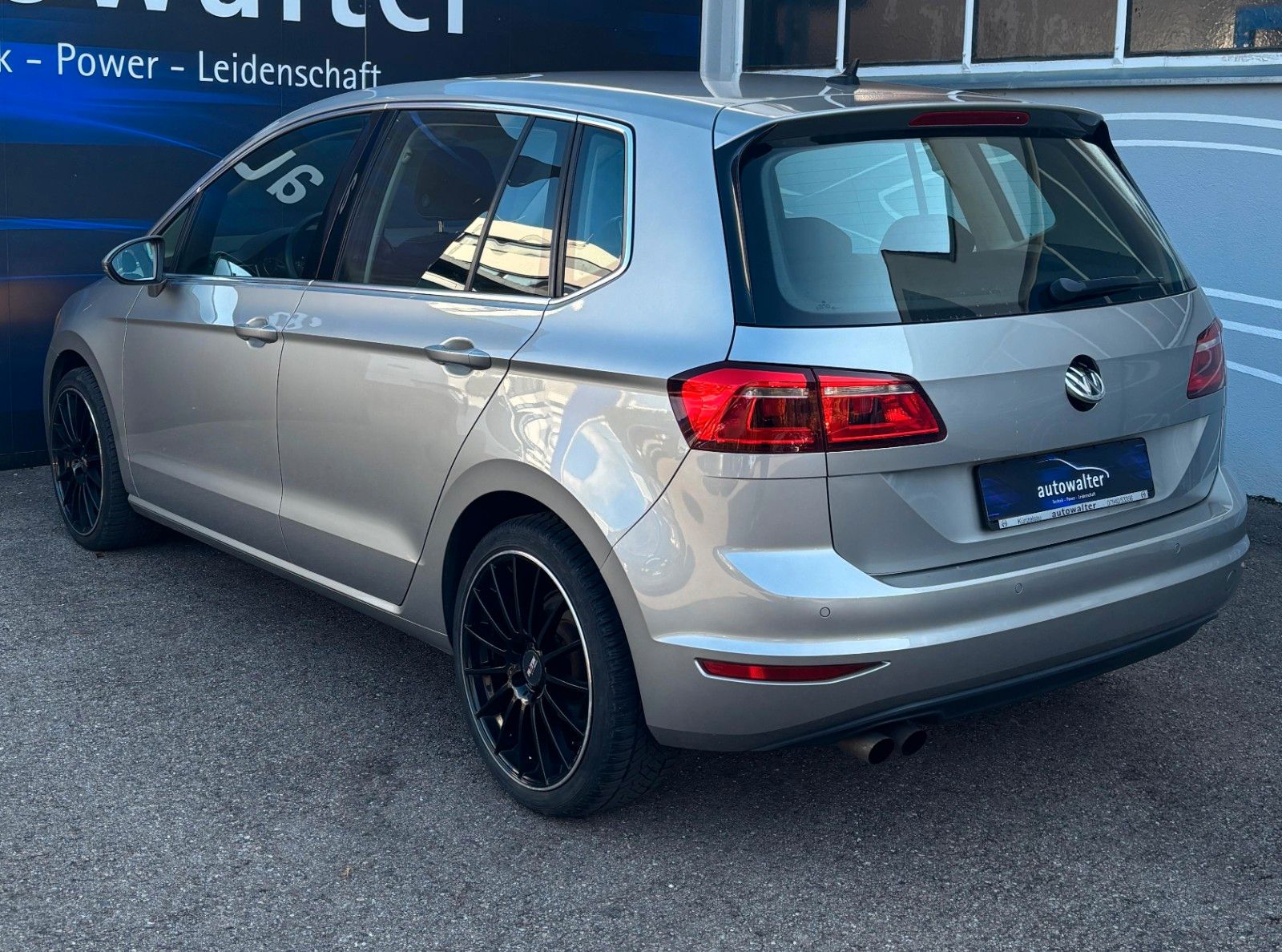 Fahrzeugabbildung Volkswagen Golf Sportsvan VII Highline BMT/Start-Stopp