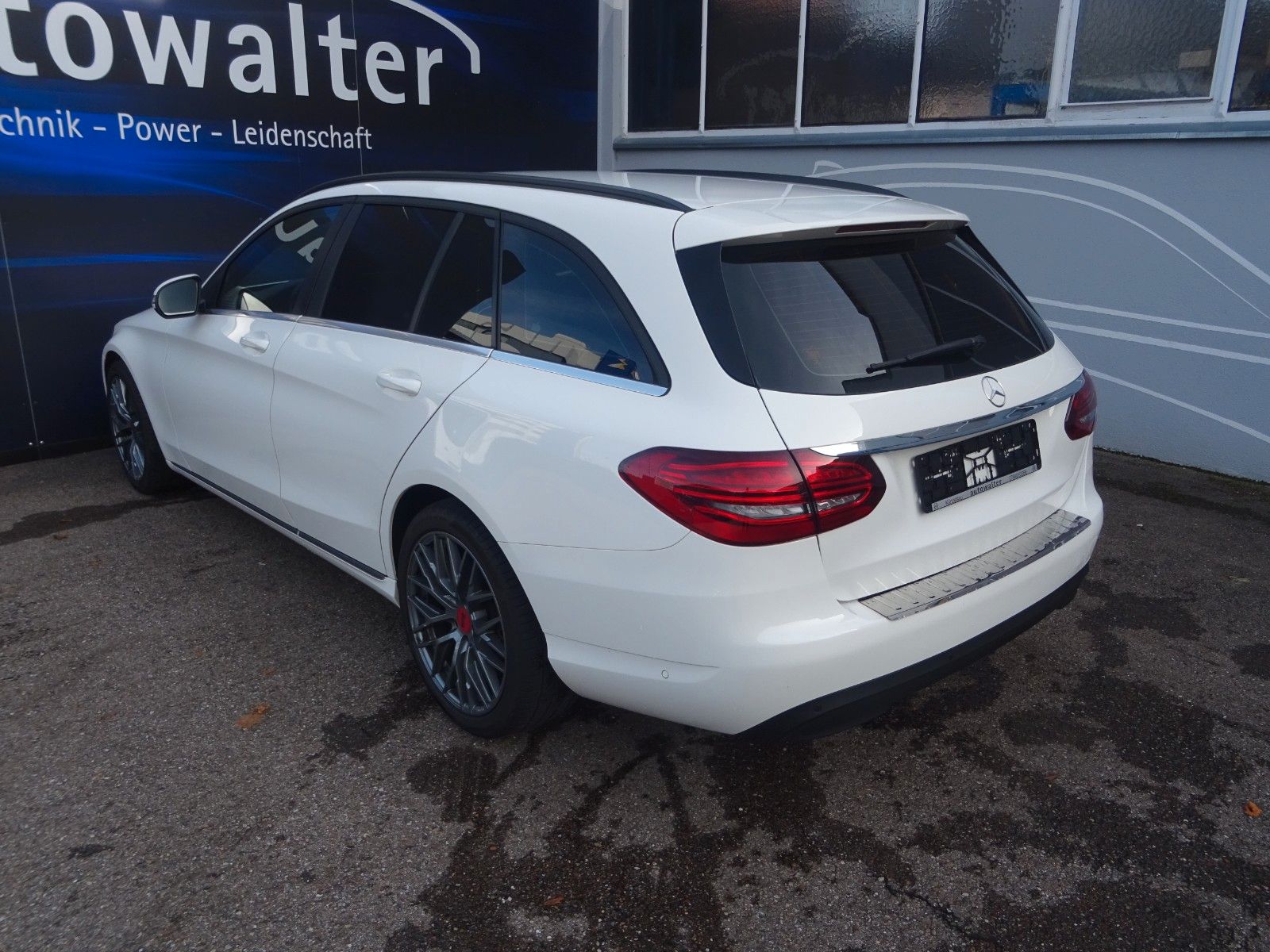 Fahrzeugabbildung Mercedes-Benz C 220 C -Klasse T-Modell C 220 T d