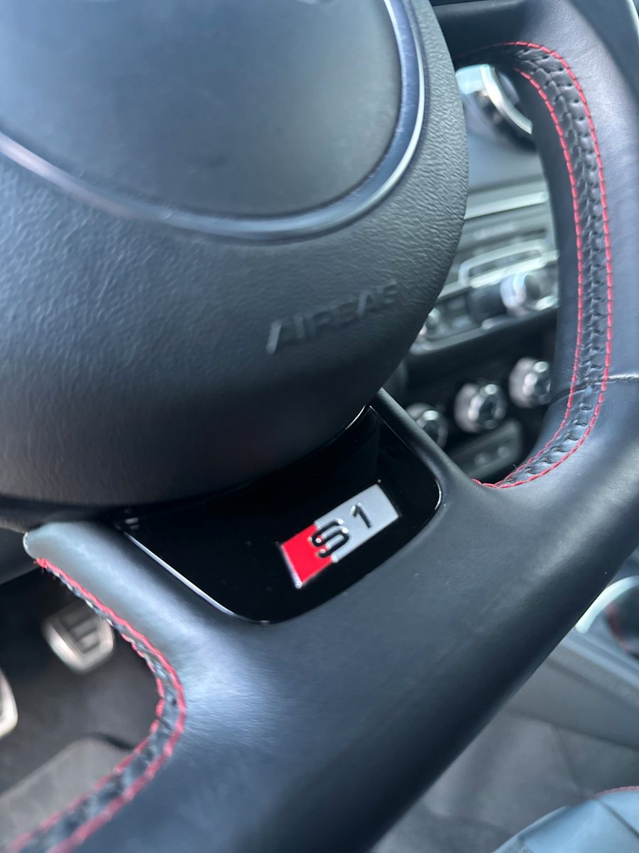 Fahrzeugabbildung Audi S1 Sportback 2.0 TFSI quattro