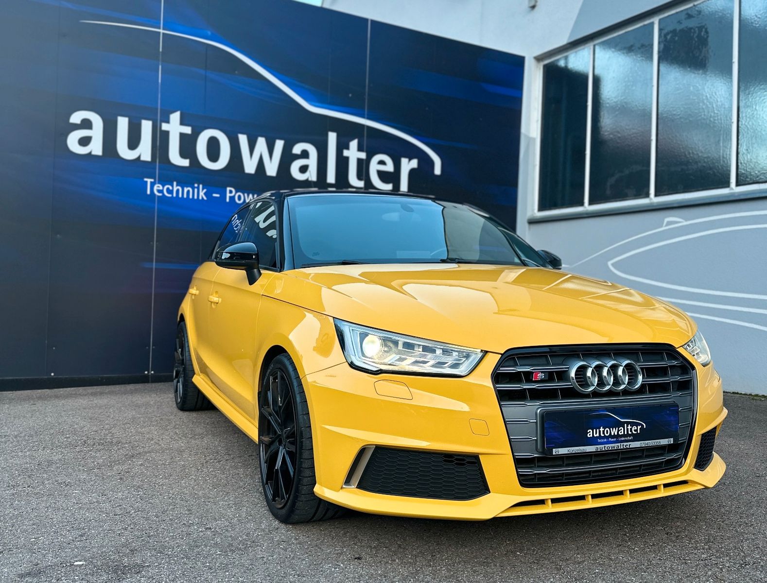 Fahrzeugabbildung Audi S1 Sportback 2.0 TFSI quattro