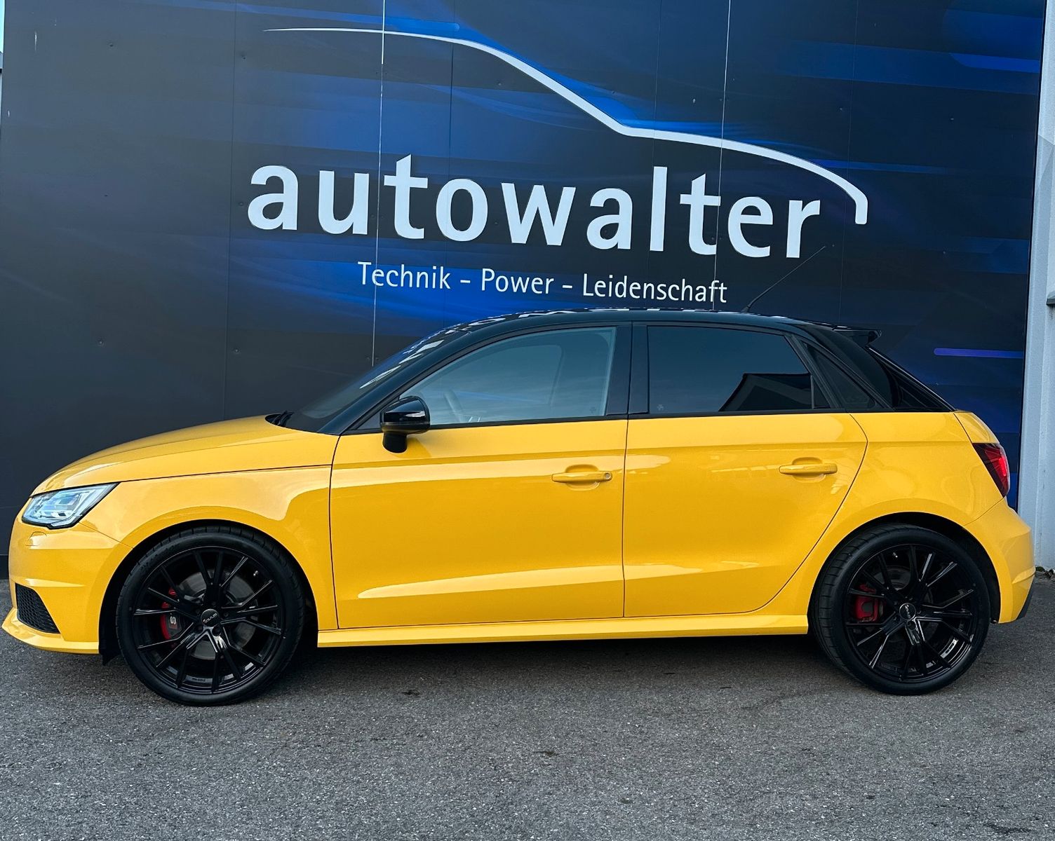 Fahrzeugabbildung Audi S1 Sportback 2.0 TFSI quattro