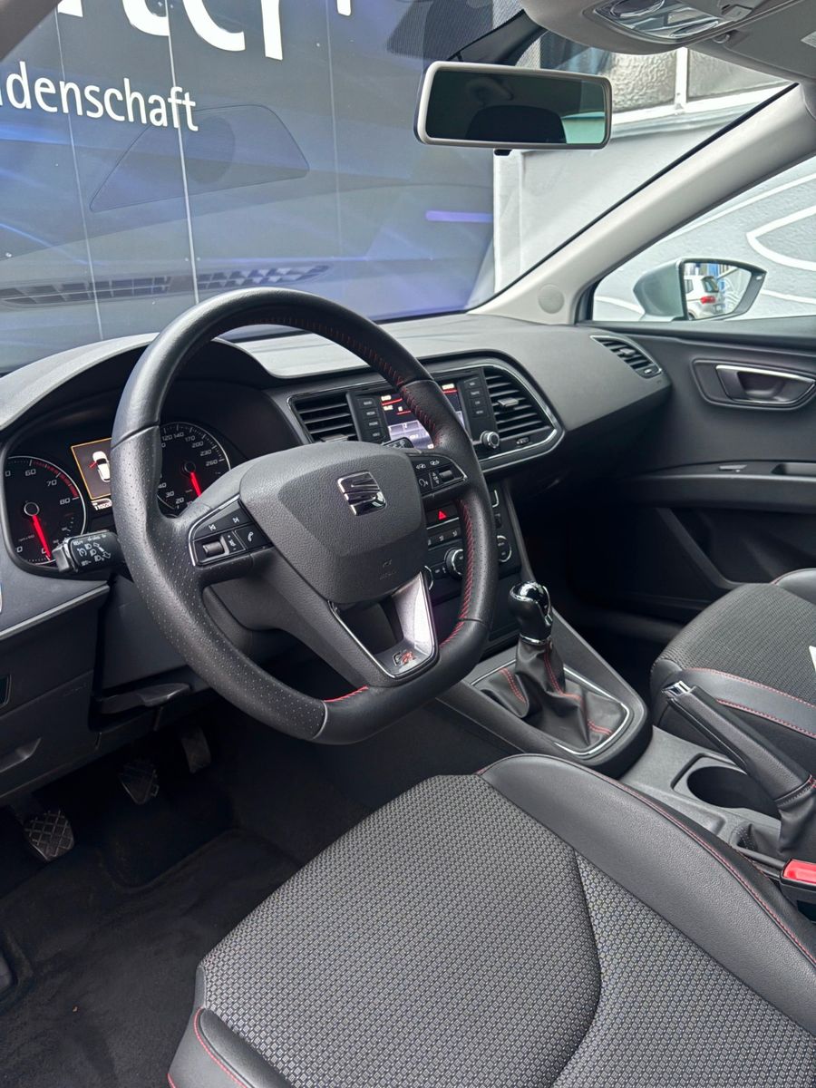 Fahrzeugabbildung SEAT Leon FR