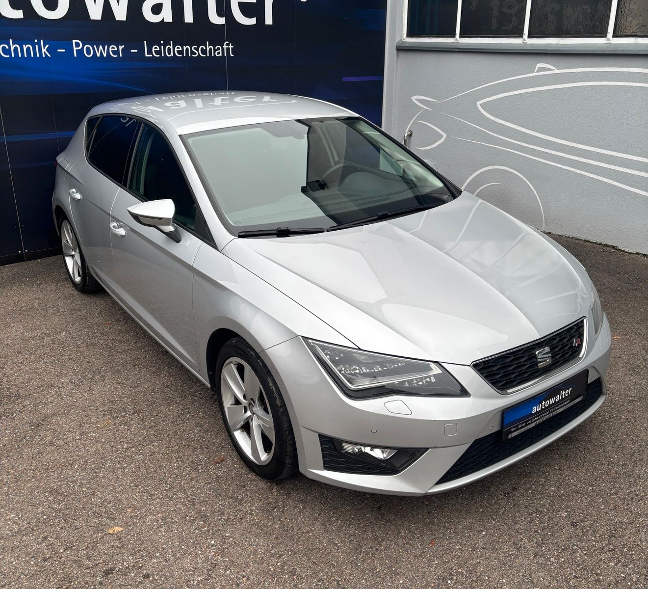 Fahrzeugabbildung SEAT Leon FR