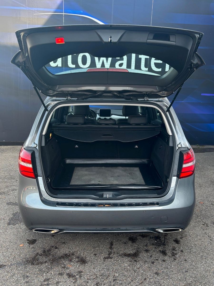 Fahrzeugabbildung Mercedes-Benz B 200 ,Navigationssystem,Sitzheizung,PDC