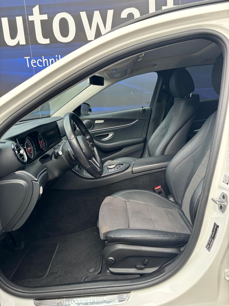 Fahrzeugabbildung Mercedes-Benz E 220 T d 4Matic,Avantgarde,AHK Schwenkbar