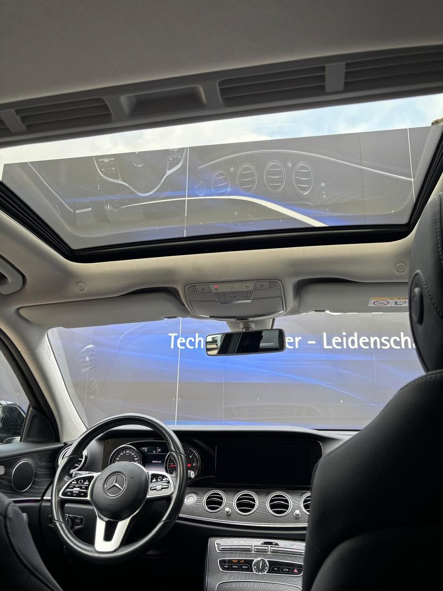 Fahrzeugabbildung Mercedes-Benz E 220 T d 4Matic,Avantgarde,AHK Schwenkbar