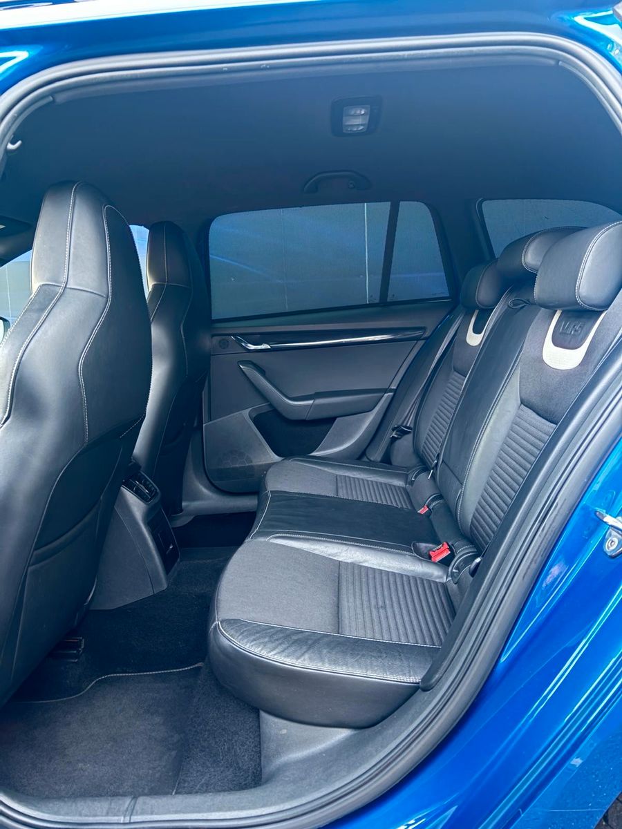 Fahrzeugabbildung SKODA Octavia Combi RS Zahnriemen und Wasserpumpe Neu