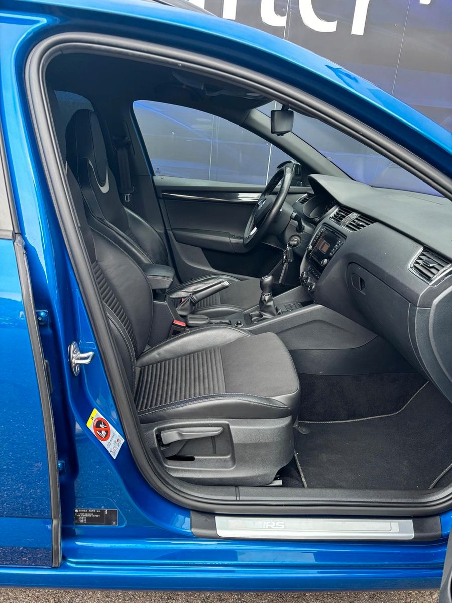 Fahrzeugabbildung SKODA Octavia Combi RS Zahnriemen und Wasserpumpe Neu