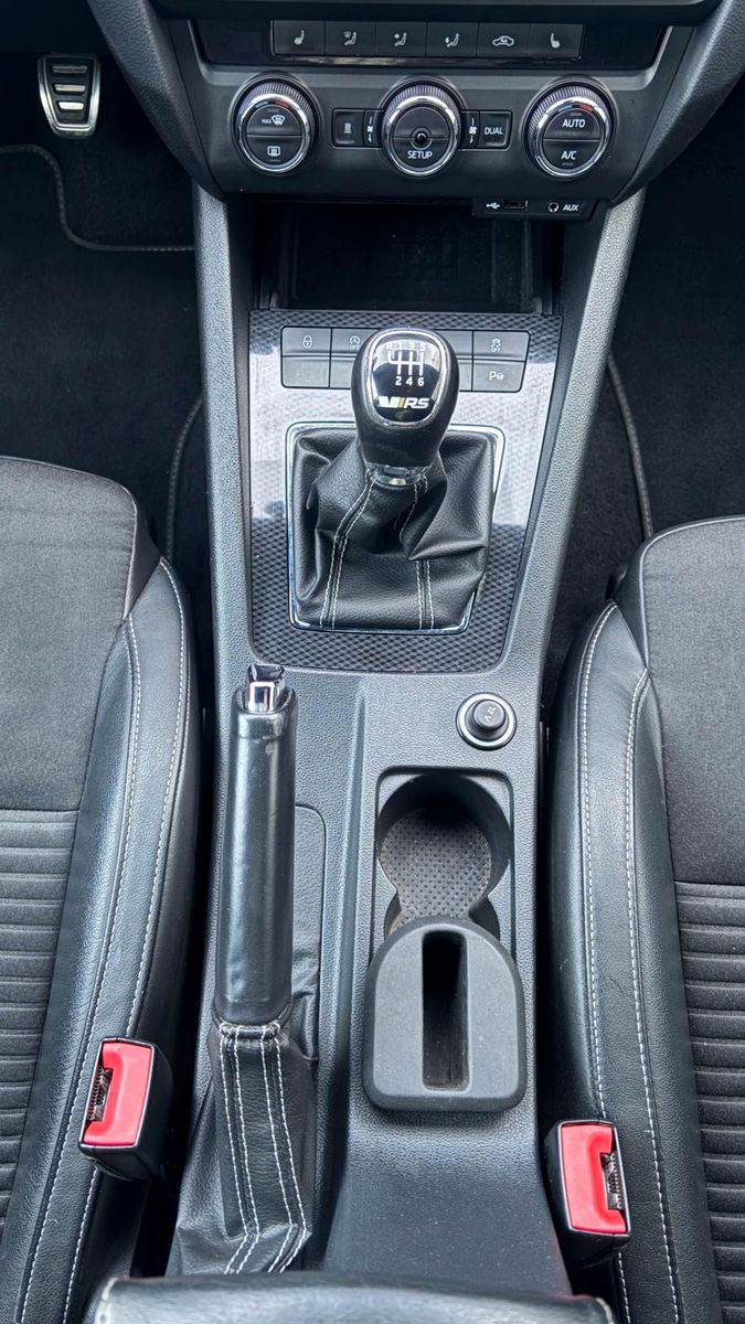 Fahrzeugabbildung SKODA Octavia Combi RS Zahnriemen und Wasserpumpe Neu