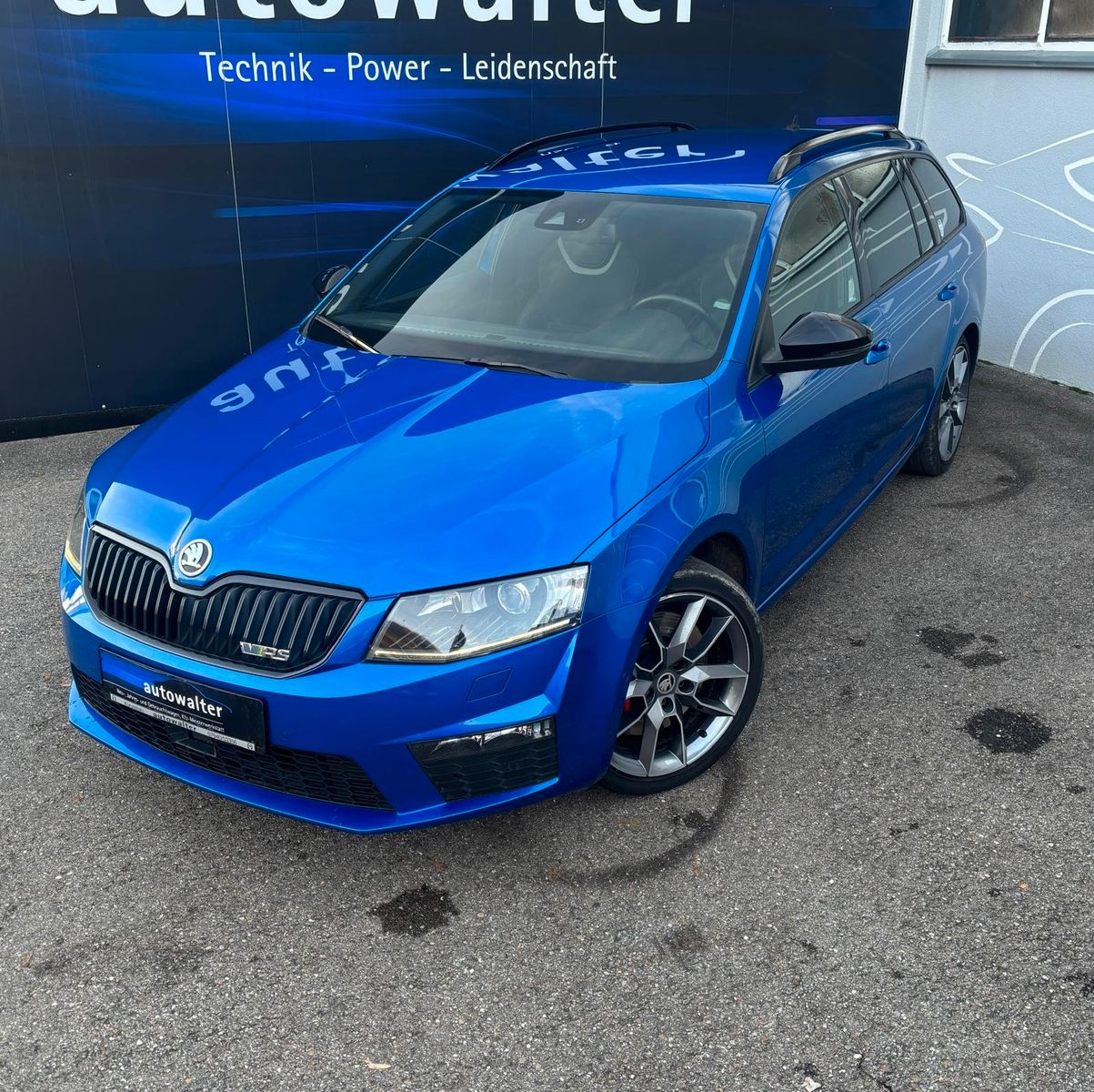 Fahrzeugabbildung SKODA Octavia Combi RS Zahnriemen und Wasserpumpe Neu