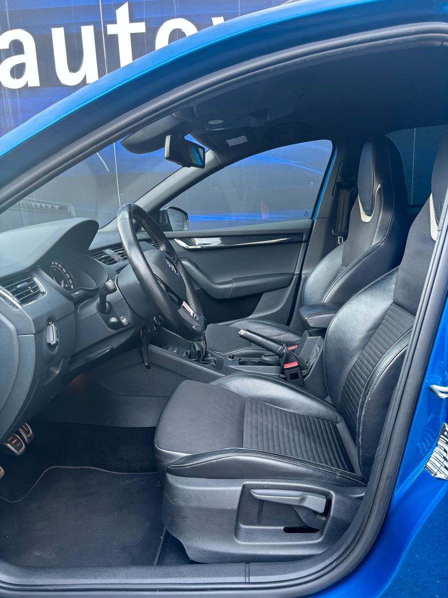 Fahrzeugabbildung SKODA Octavia Combi RS Zahnriemen und Wasserpumpe Neu