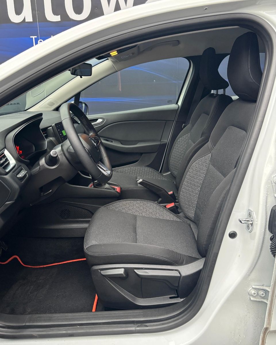 Fahrzeugabbildung Renault Clio V Experience