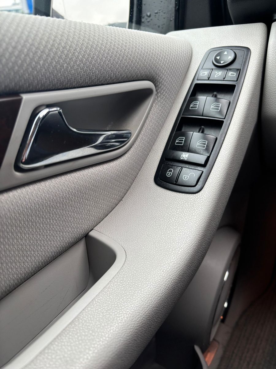 Fahrzeugabbildung Mercedes-Benz A 200  Elegance