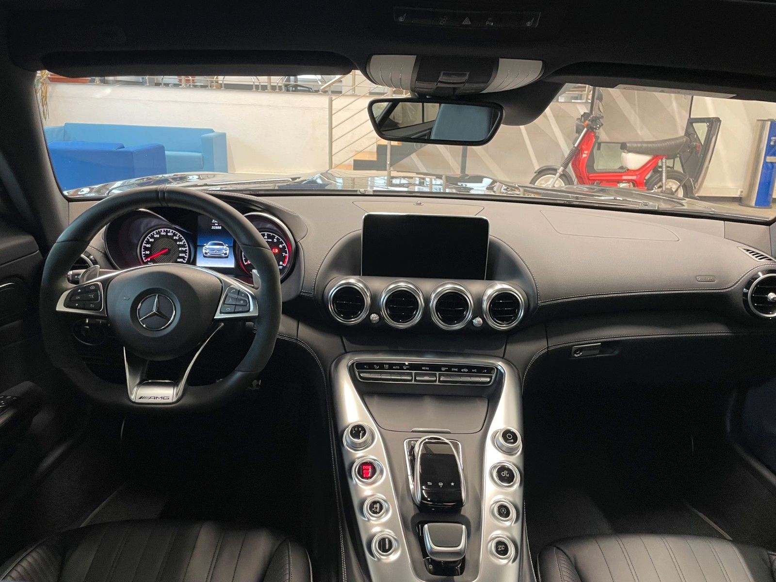 Fahrzeugabbildung Mercedes-Benz AMG GT Coupe*Pano*AMG Performance*Mwst.*