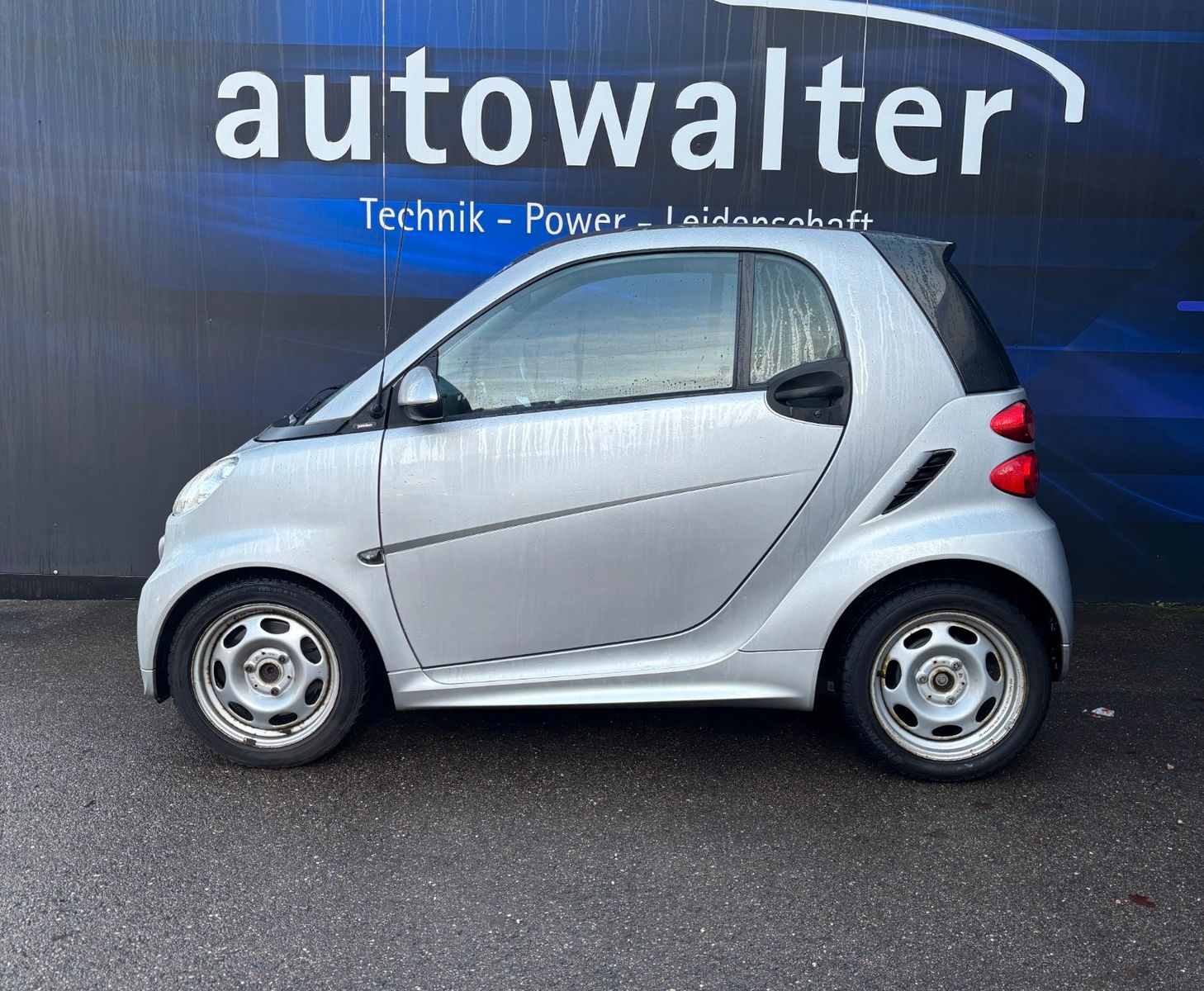 Fahrzeugabbildung Smart ForTwo fortwo coupe Micro Hybrid Drive 52 kW