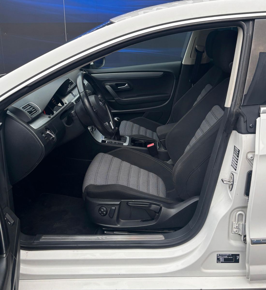 Fahrzeugabbildung Volkswagen CC Basis 2,0 TSI