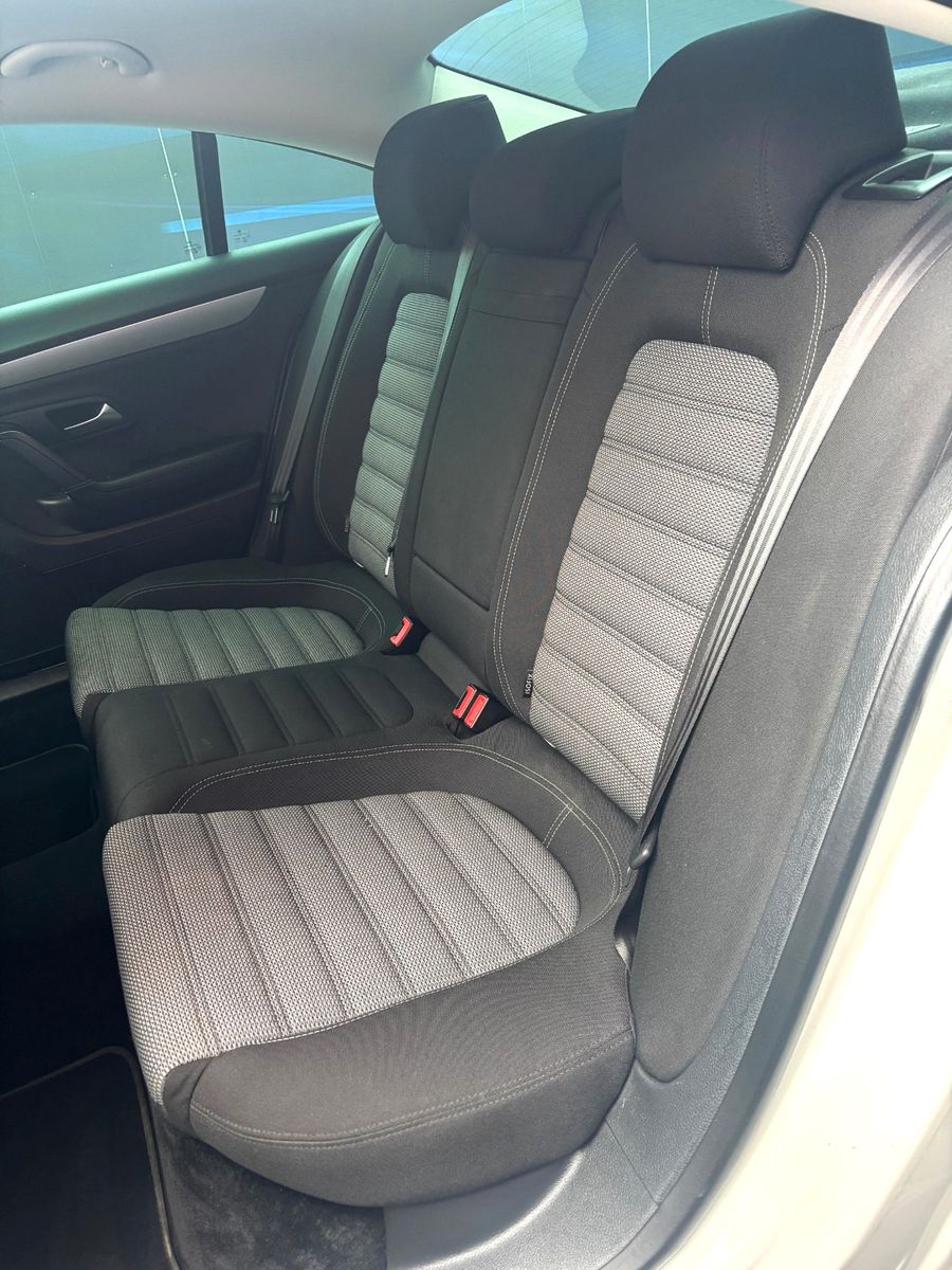 Fahrzeugabbildung Volkswagen CC Basis 2,0 TSI