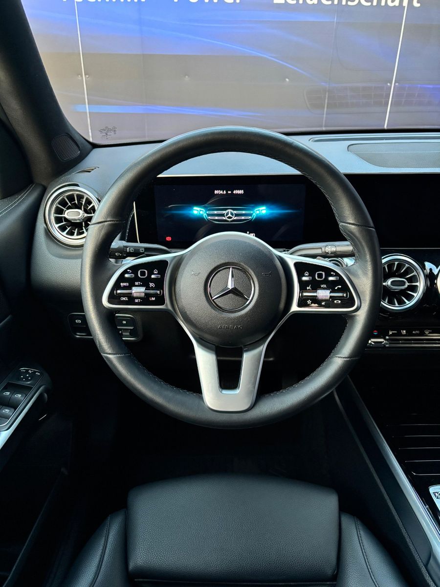 Fahrzeugabbildung Mercedes-Benz GLB 250 Progressive 4Matic