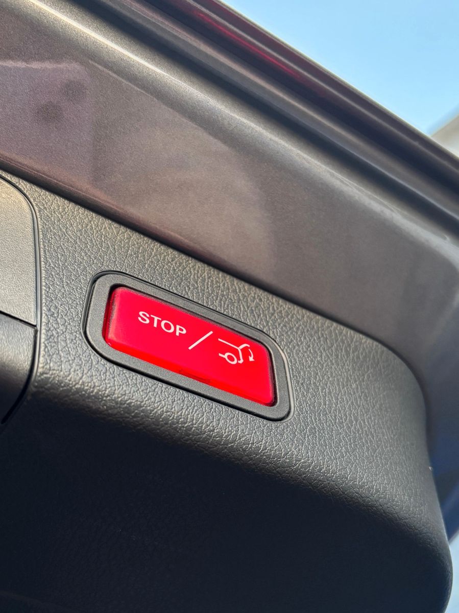 Fahrzeugabbildung Mercedes-Benz GLB 250 Progressive 4Matic