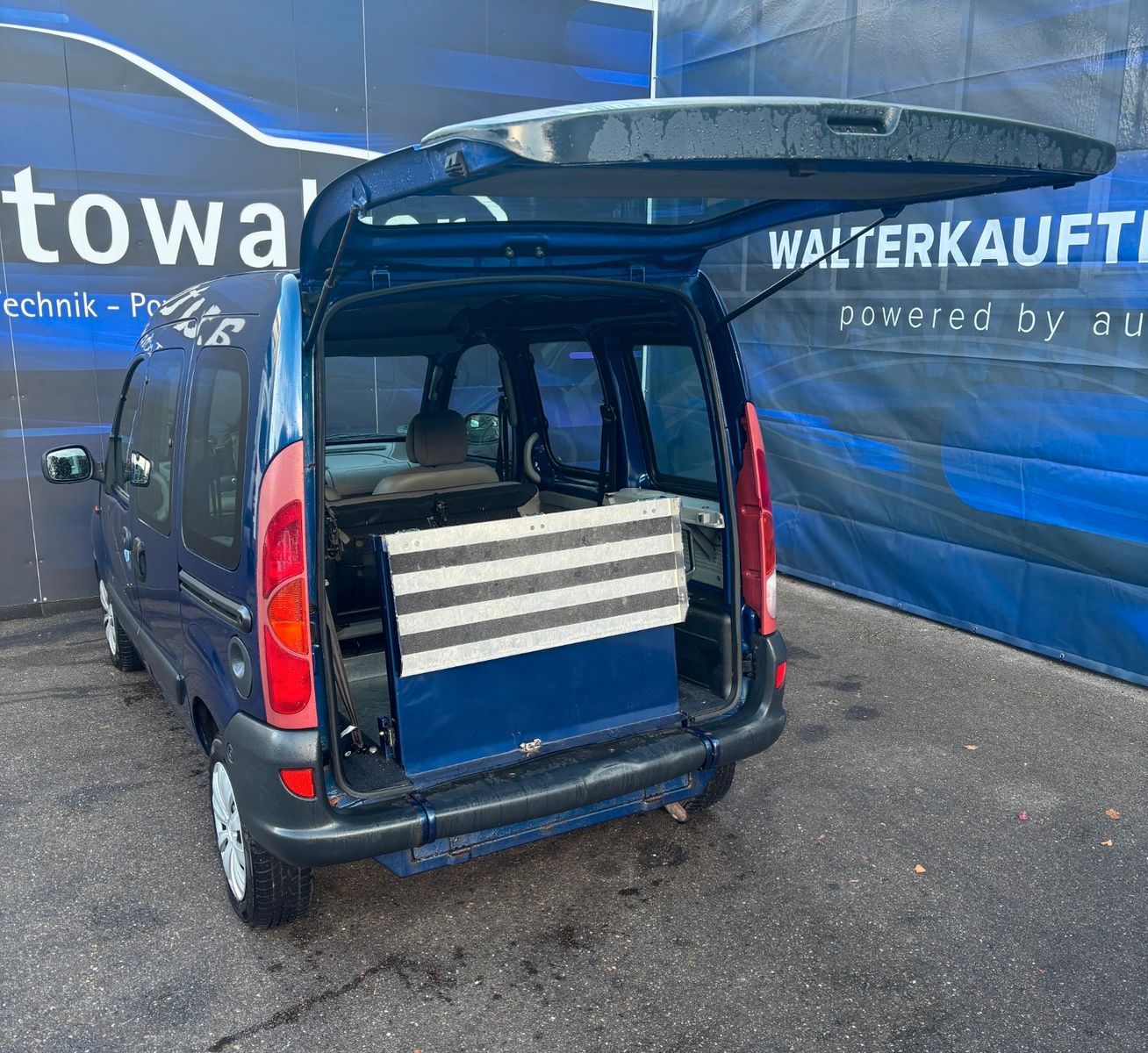 Fahrzeugabbildung Renault Kangoo 1.2 16V  Rollstuhlrampe