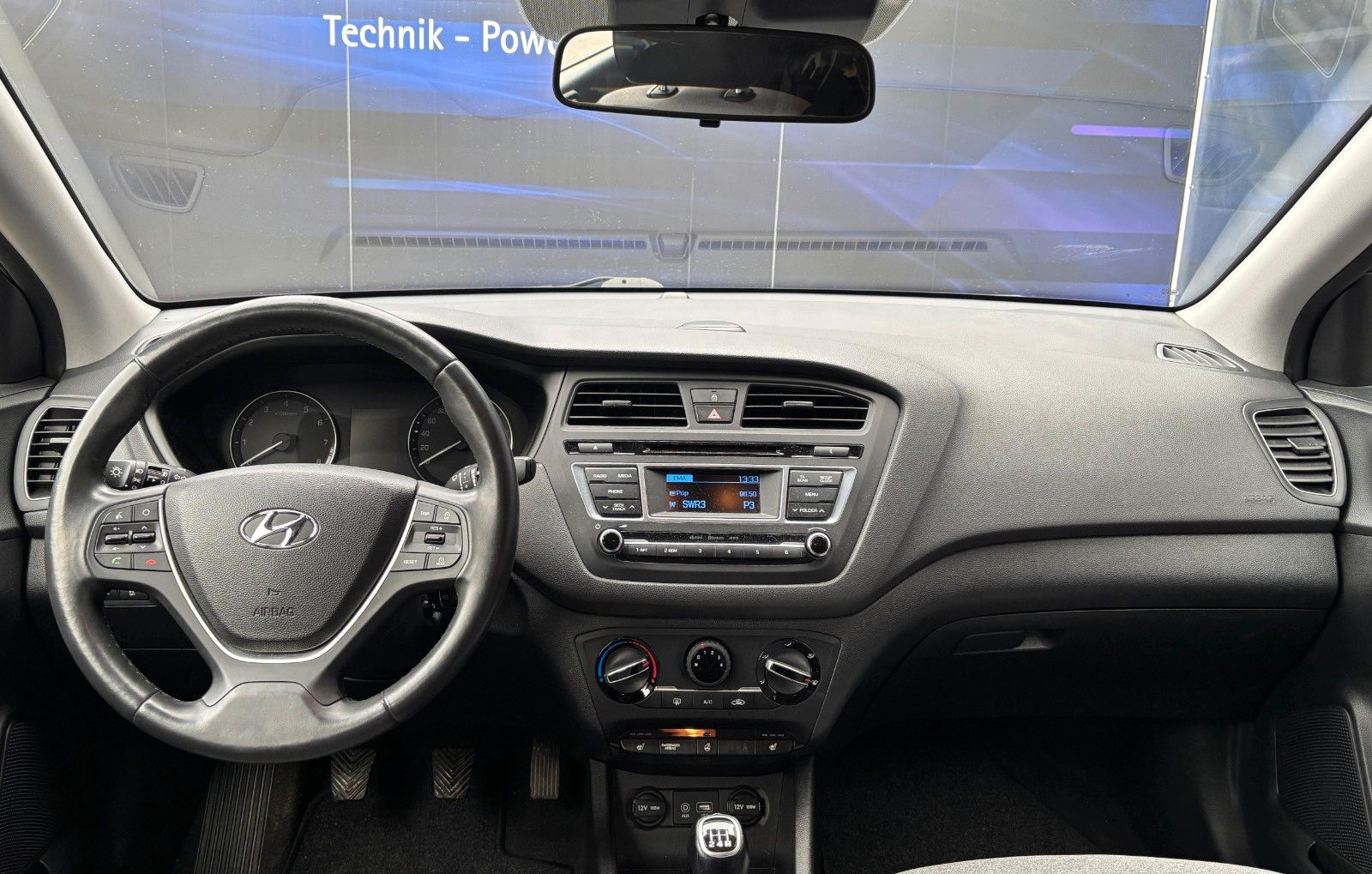 Fahrzeugabbildung Hyundai i20 ,Sitzheizung,Lenkradheizung