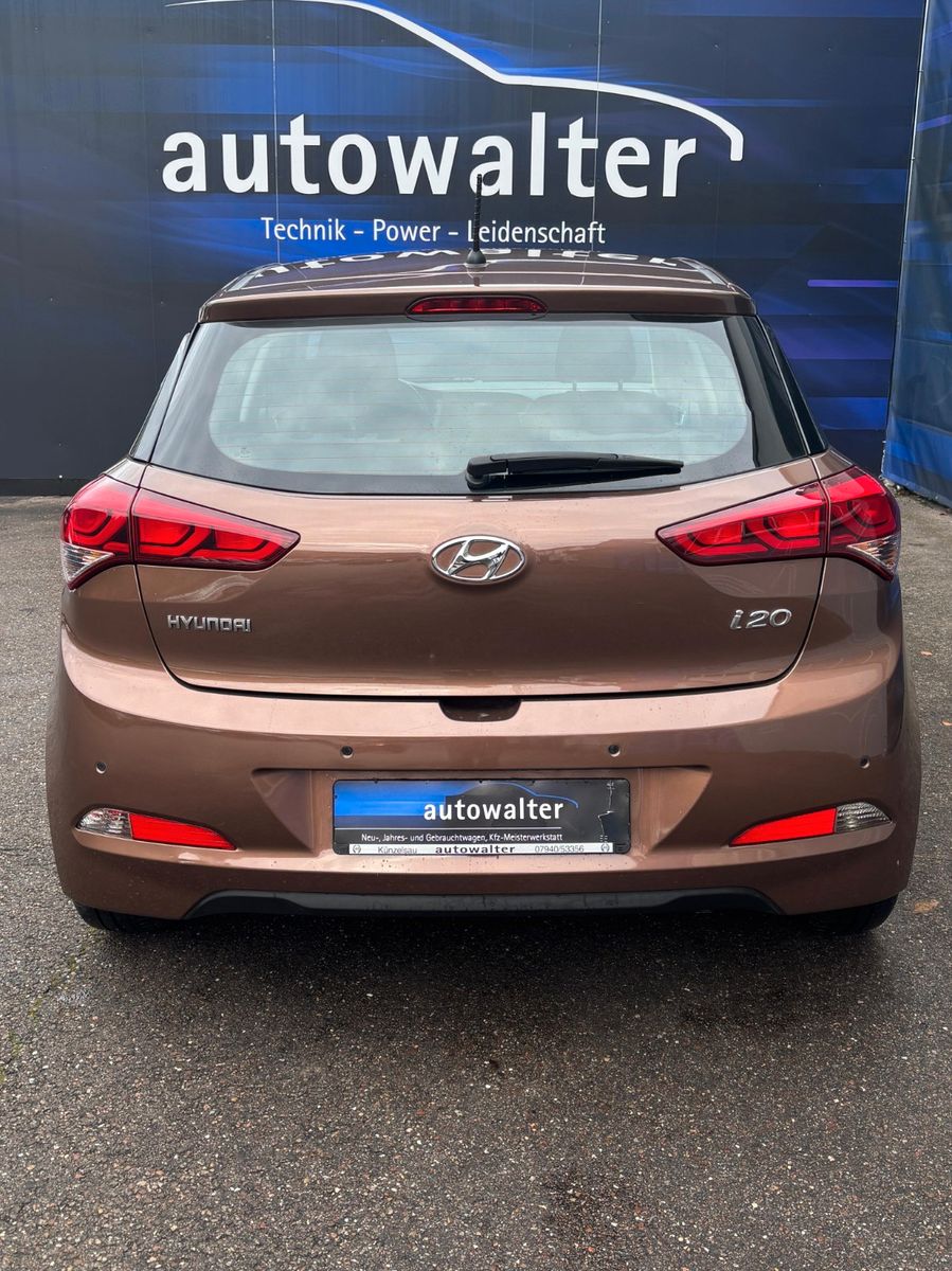 Fahrzeugabbildung Hyundai i20 ,Sitzheizung,Lenkradheizung