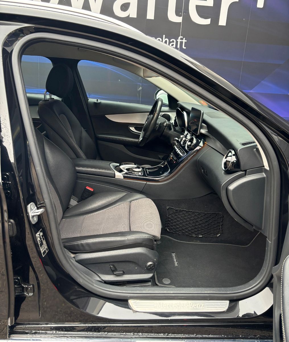 Fahrzeugabbildung Mercedes-Benz C 220 T d 4Matic,AHK Schwenkbar,
