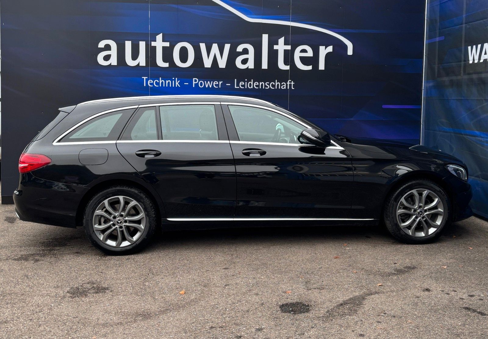 Fahrzeugabbildung Mercedes-Benz C 220 T d 4Matic,AHK Schwenkbar,