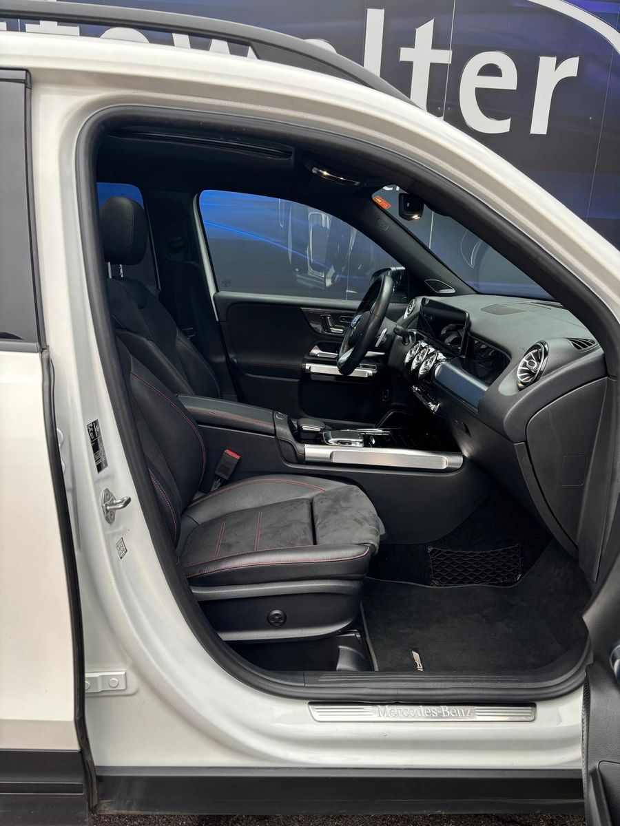 Fahrzeugabbildung Mercedes-Benz GLB 250  4Matic,AMG Line