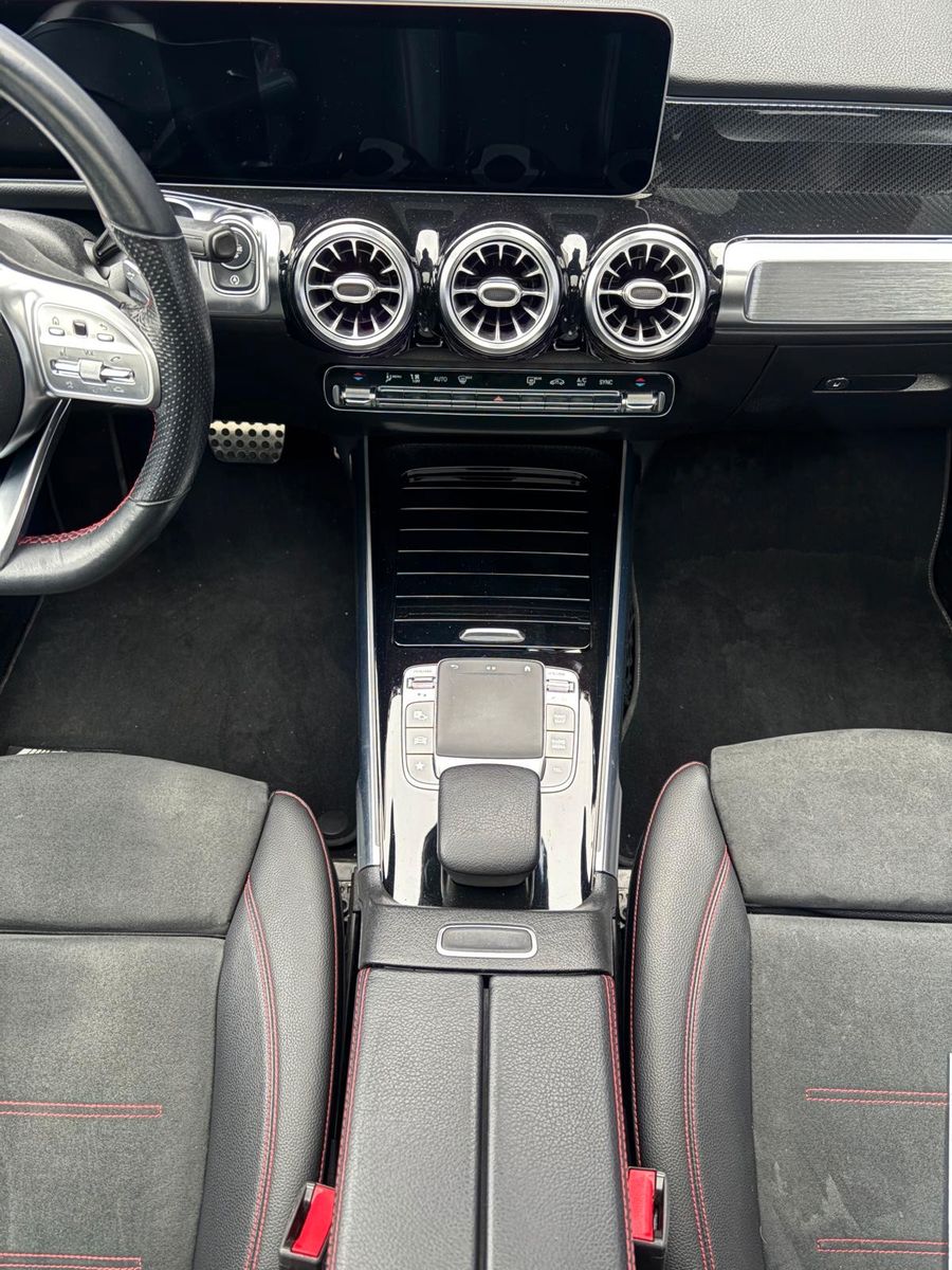 Fahrzeugabbildung Mercedes-Benz GLB 250  4Matic,AMG Line