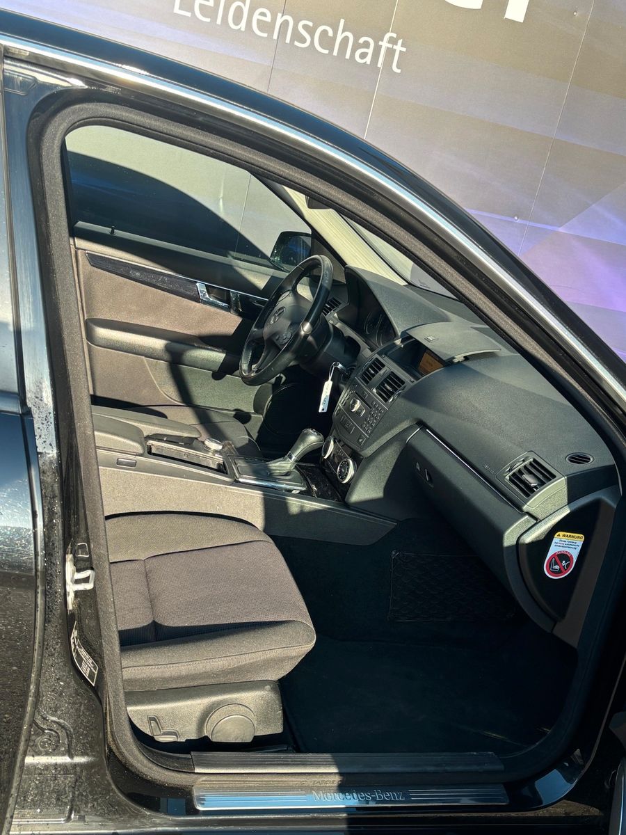 Fahrzeugabbildung Mercedes-Benz C 220 C Limousine C 220 CDI BlueEfficiency