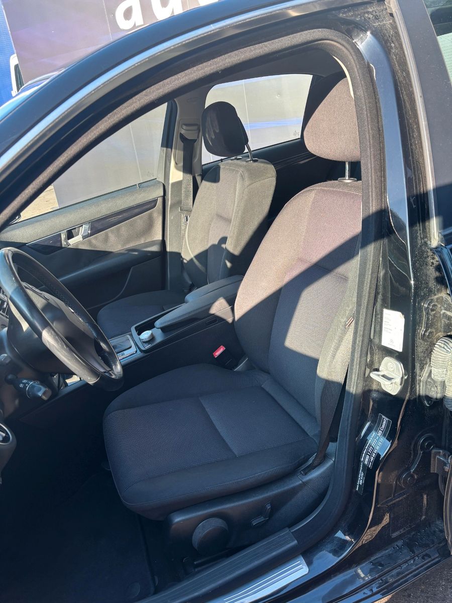 Fahrzeugabbildung Mercedes-Benz C 220 C Limousine C 220 CDI BlueEfficiency