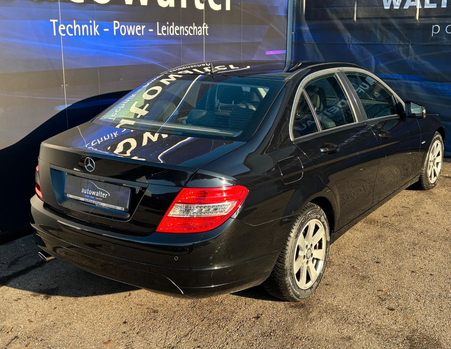 Fahrzeugabbildung Mercedes-Benz C 220 C Limousine C 220 CDI BlueEfficiency